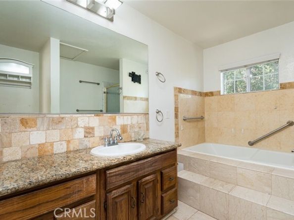 10109 Parr Avenue, Sunland (los Angeles) CA 91040