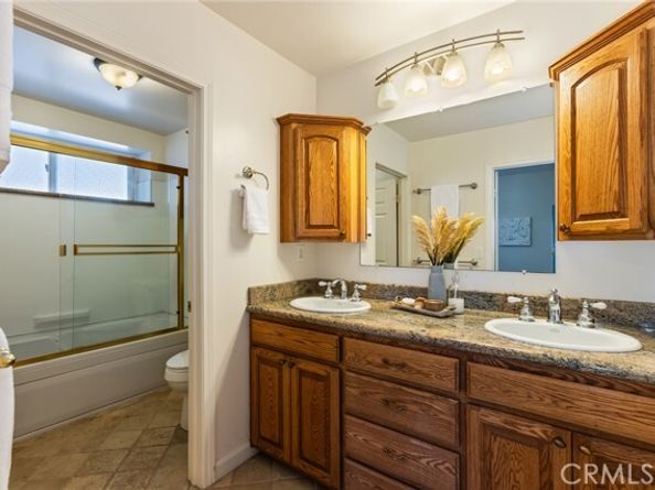 7804 Mcgroarty Street, Sunland (los Angeles) CA 91040