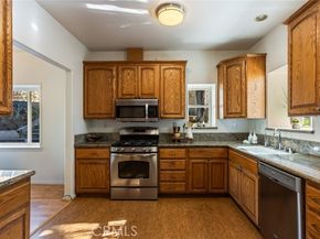 7804 Mcgroarty Street, Sunland (los Angeles) CA 91040