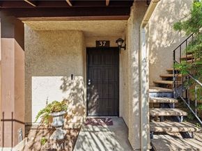 8601 Sunland 37, Sun Valley (los Angeles) CA 91352