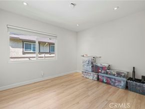 8601 Sunland 37, Sun Valley (los Angeles) CA 91352