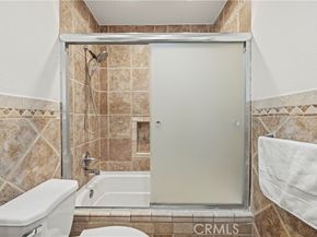 8601 Sunland 37, Sun Valley (los Angeles) CA 91352