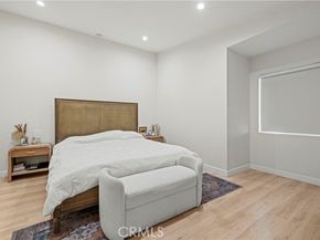 8601 Sunland 37, Sun Valley (los Angeles) CA 91352