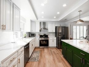 20892 Avenida Amapola, Lake Forest (el Toro) CA 92630