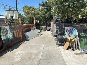 1743 W 60th Place, Los Angeles CA 90047