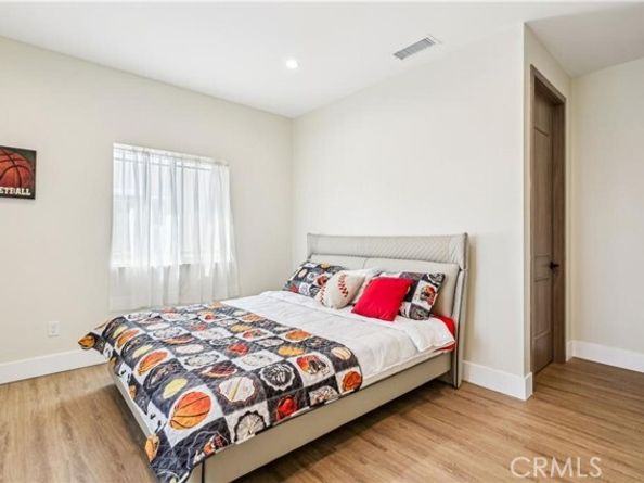 10349 Mapledale, Bellflower CA 90706