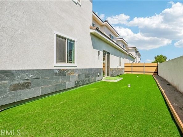 10349 Mapledale, Bellflower CA 90706