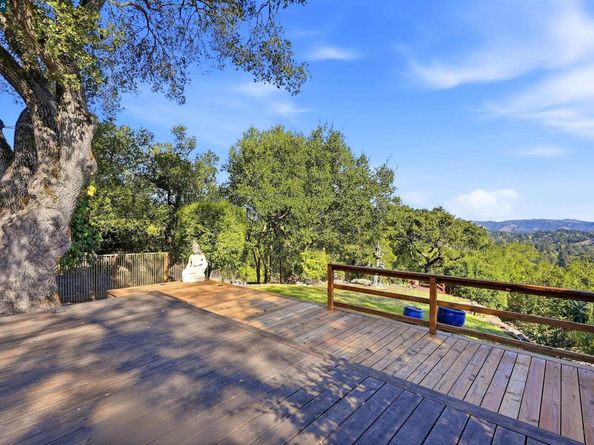 168 Crestview Dr, Orinda CA 94563