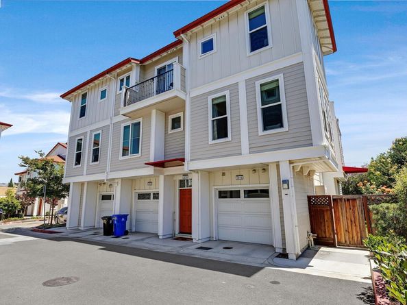 3816 Pioneer Ter, Fremont CA 94555