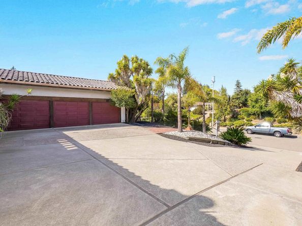 16989 Brierly Ct, Castro Valley CA 94546