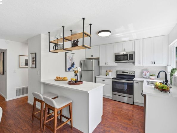 1486 Newhall Pkwy, Concord CA 94521
