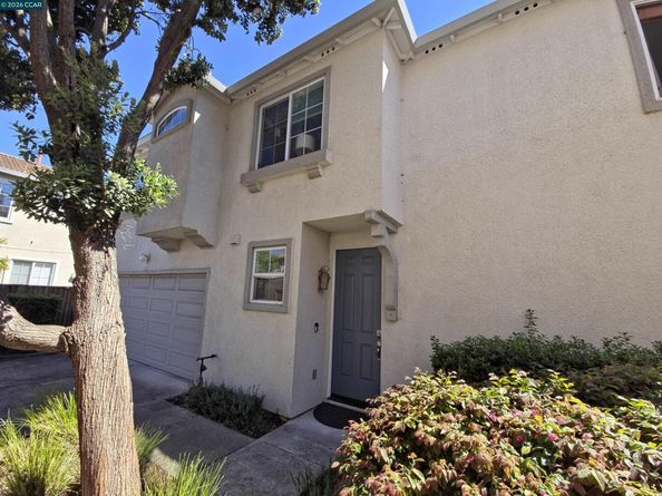 1036 Suncrest Ct, Richmond CA 94806