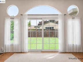 30544 Hoylake St, Hayward CA 94544