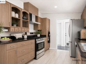 30544 Hoylake St, Hayward CA 94544