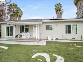 30544 Hoylake St, Hayward CA 94544