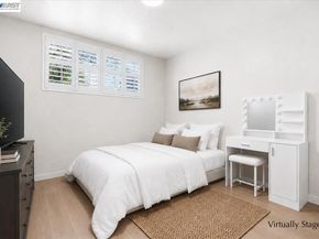 30544 Hoylake St, Hayward CA 94544