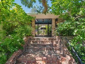 11 Huntleigh Rd, Piedmont CA 94611