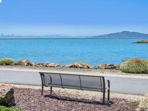 16 Sea Star Ct, Richmond CA 94801