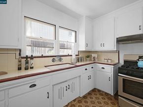 2110 Pomona Ave, Martinez CA 94553