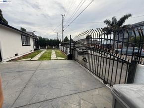 674 Clara, Oakland CA 94603