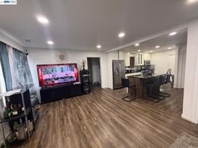 674 Clara, Oakland CA 94603