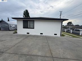 674 Clara, Oakland CA 94603