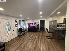 674 Clara, Oakland CA 94603