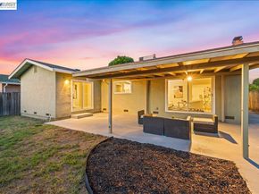 578 Meadowlark St, Livermore CA 94551
