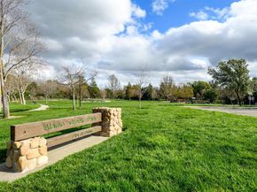 7633 Tuscany Dr, Dublin CA 94568