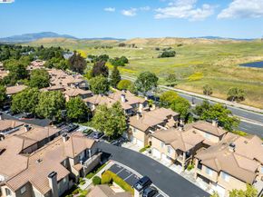 7633 Tuscany Dr, Dublin CA 94568