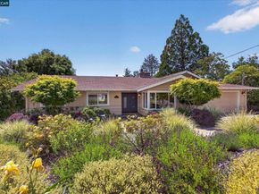 26 Carisbrook Dr, Orinda CA 94563