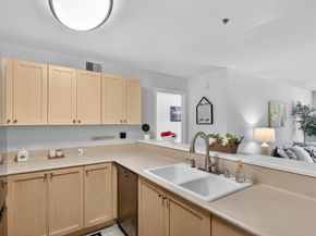 535 Pierce St 2110, Albany CA 94706