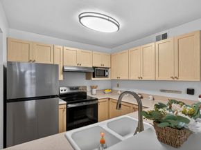 535 Pierce St 2110, Albany CA 94706