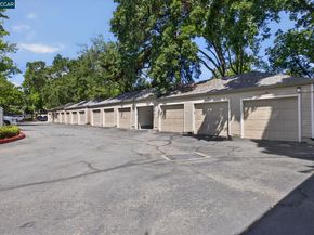 2560 Oak Rd 120, Walnut Creek CA 94597