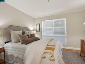 2560 Oak Rd 120, Walnut Creek CA 94597