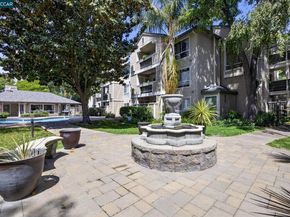 2560 Oak Rd 120, Walnut Creek CA 94597