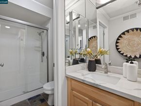 2560 Oak Rd 120, Walnut Creek CA 94597
