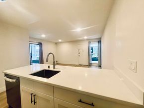 1428 Madison St #104, Oakland CA 94612