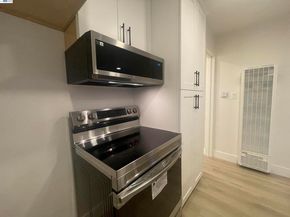 1428 Madison St #104, Oakland CA 94612