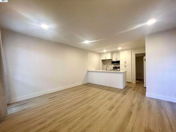 1428 Madison St #104, Oakland CA 94612