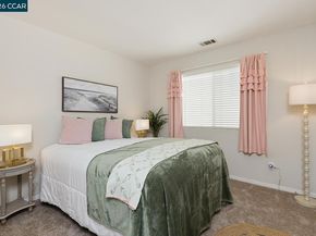 592 Ross, Martinez CA 94553