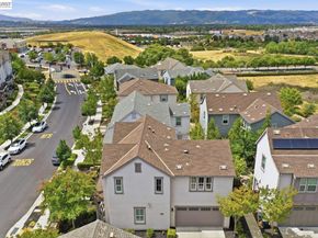 4266 Sunset View Dr, Dublin CA 94568