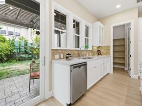 4266 Sunset View Dr, Dublin CA 94568