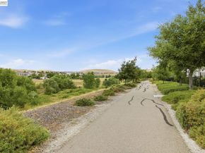 4266 Sunset View Dr, Dublin CA 94568