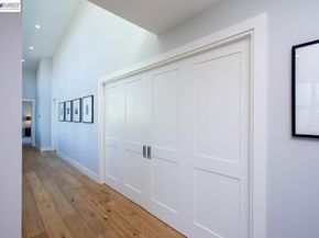 1235 Hawthorne St, Alameda CA 94501