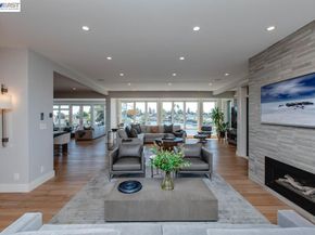 1235 Hawthorne St, Alameda CA 94501