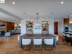 1235 Hawthorne St, Alameda CA 94501