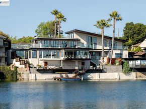 1235 Hawthorne St, Alameda CA 94501