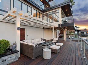 1235 Hawthorne St, Alameda CA 94501