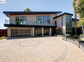 1235 Hawthorne St, Alameda CA 94501